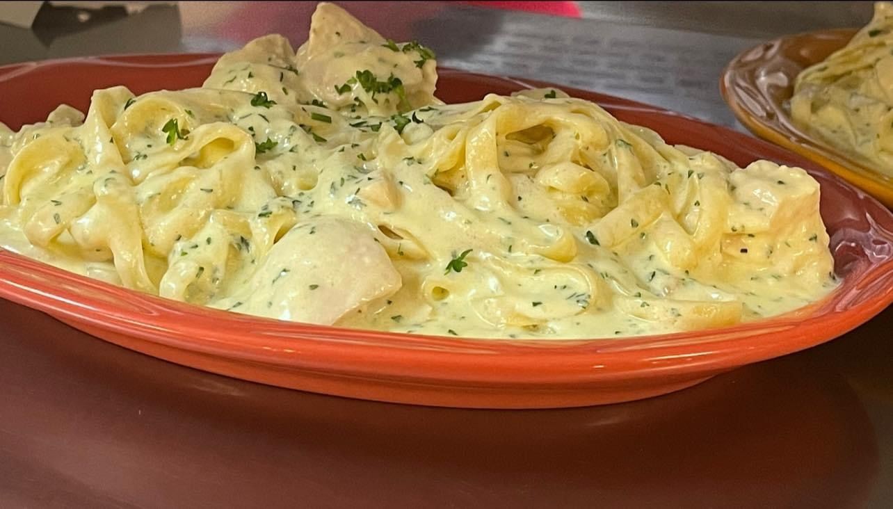 Fettuccine Alfredo with Chicken